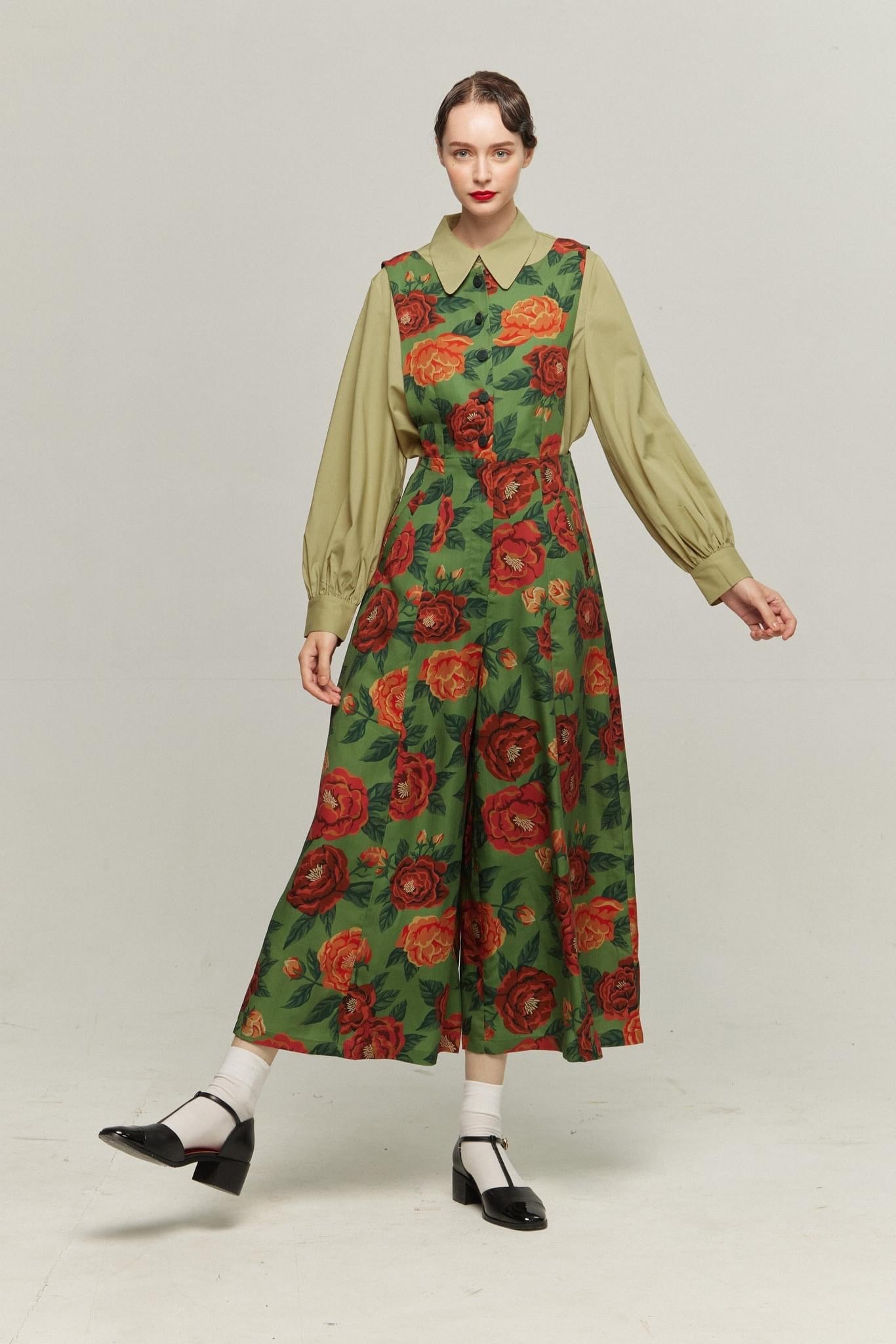 この牧場のオーナー》フローラルパターンオーバーオール-Green – Tnewties