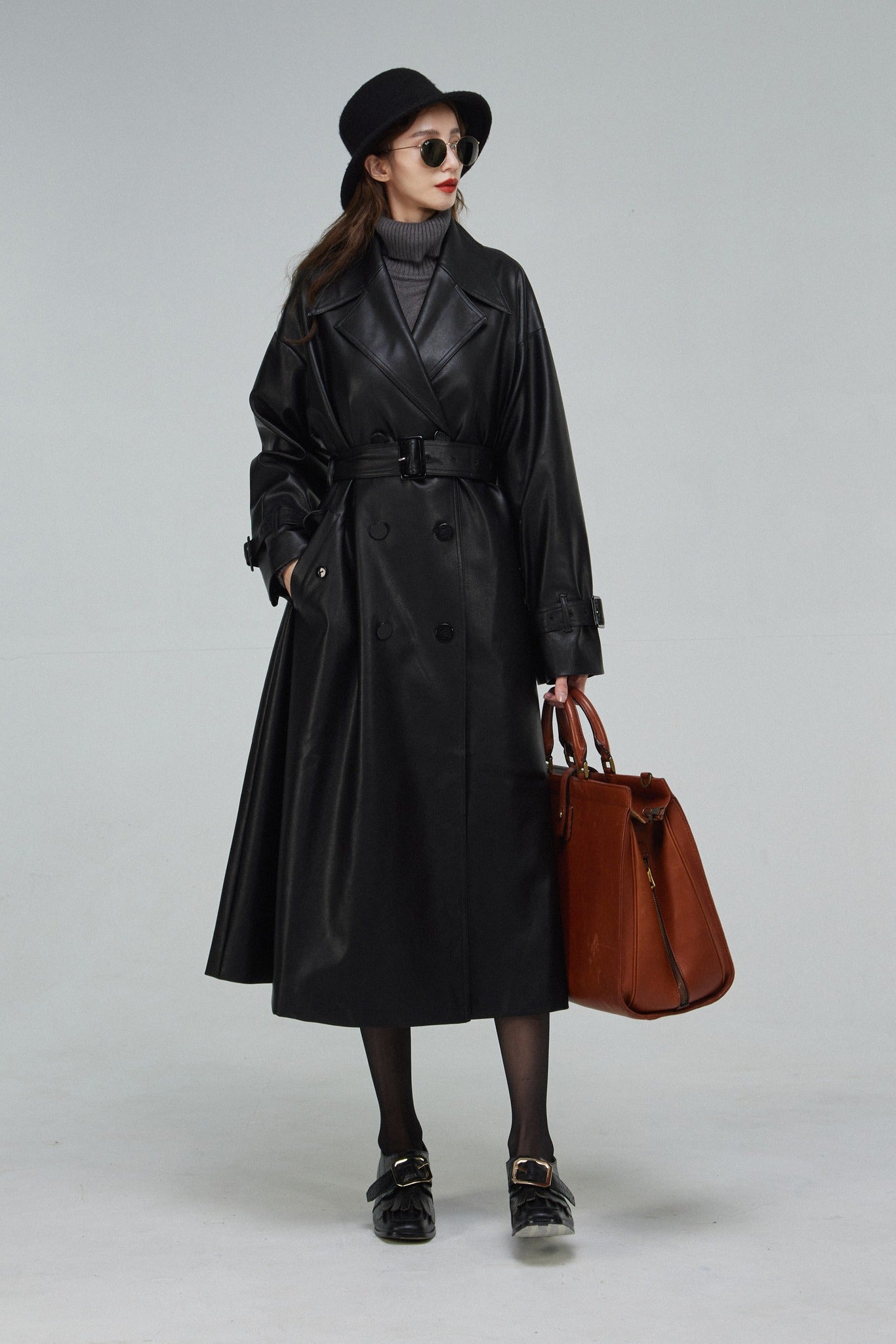 トゥエンティーズ コート 黒幕の登場》ダブルブレストフェイクレザーコート-Black – Tnewties