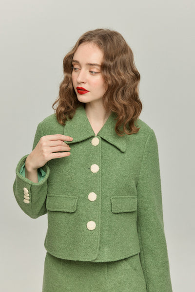 《ネイルサロンを予約しました 》ボタンダウンジャケット-Green