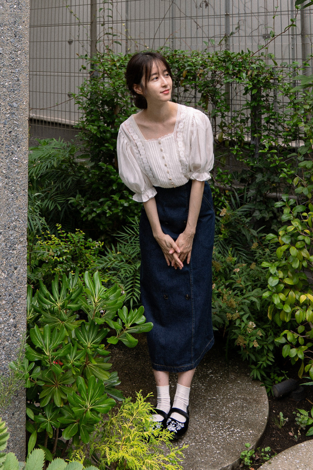 かかしになりきって》スクエアネックレーストップス-Black – Tnewties
