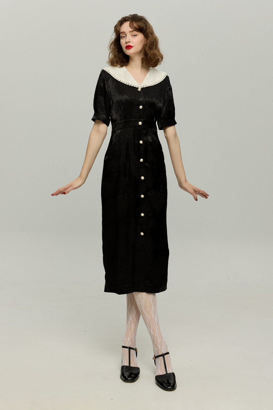 《一籠の包子は何個？》レーストリムジャガードワンピース-Black