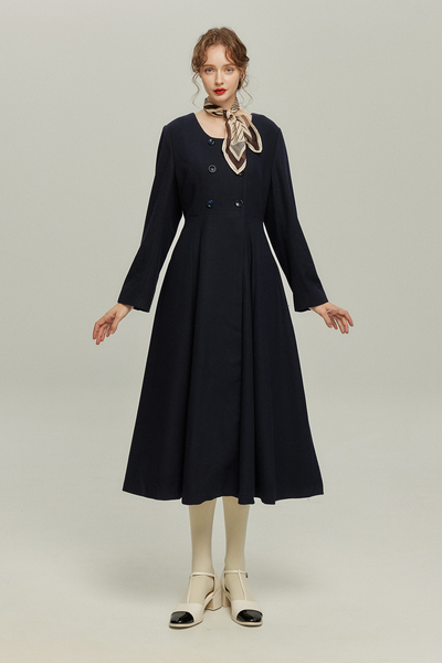 《いつもカウンターに座る彼女》ダブルブレストウールブレンドドレスコート-Navy