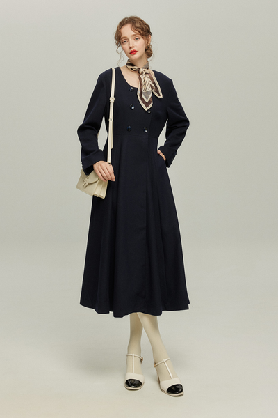 《いつもカウンターに座る彼女》ダブルブレストウールブレンドドレスコート-Navy