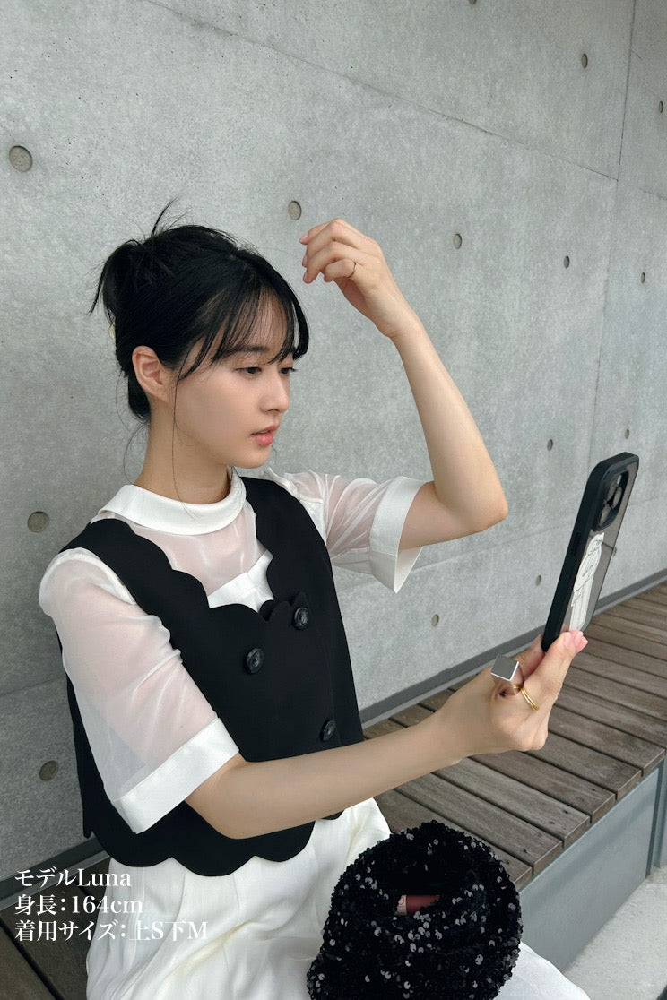 そばかすができた》スカラップデザインダブルブレストベスト-Black