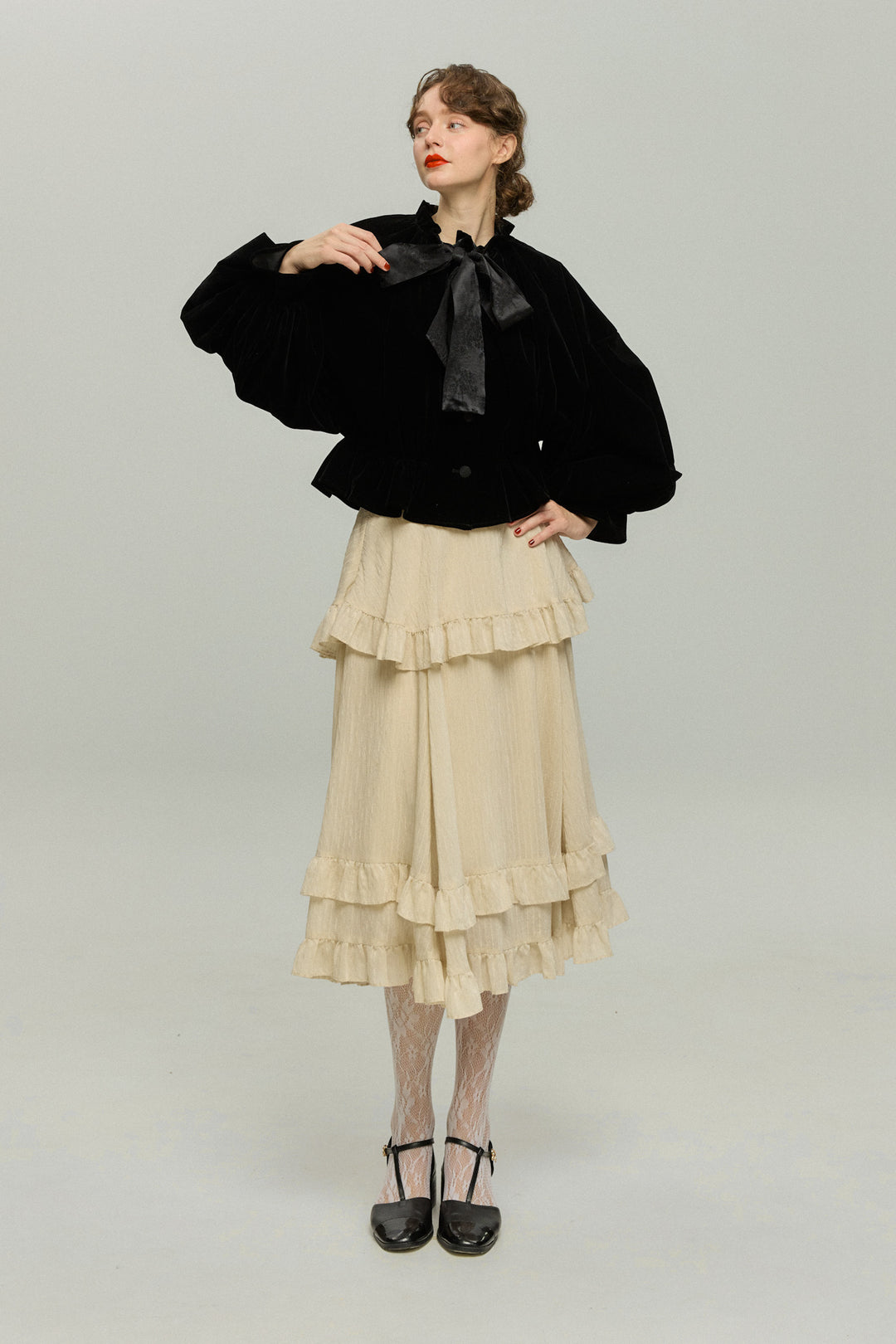 《アルファベット順に並べる》バルーンスリーブリボントップス-Black