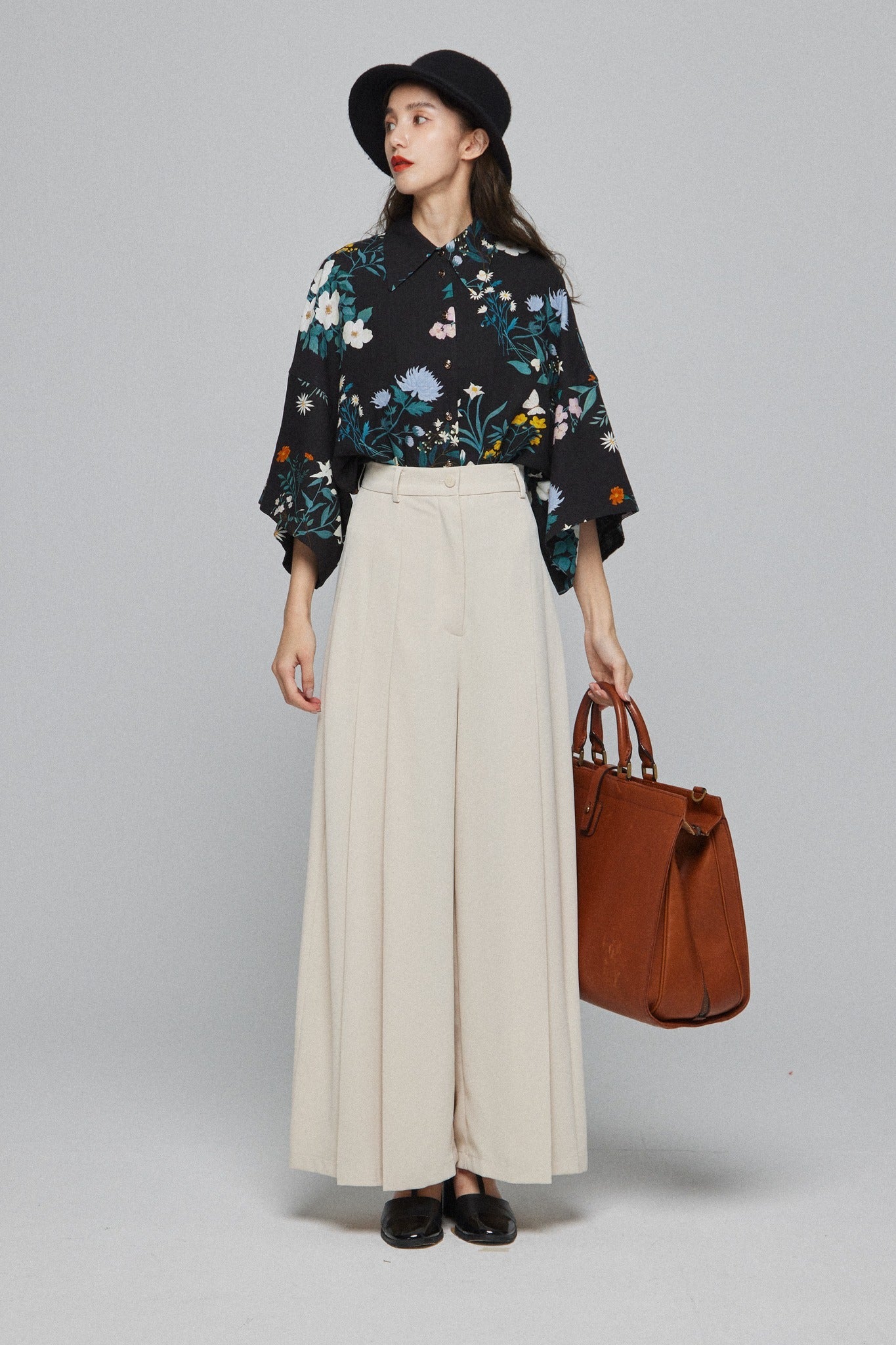 《I have to hang up now》Removable pleats jacket