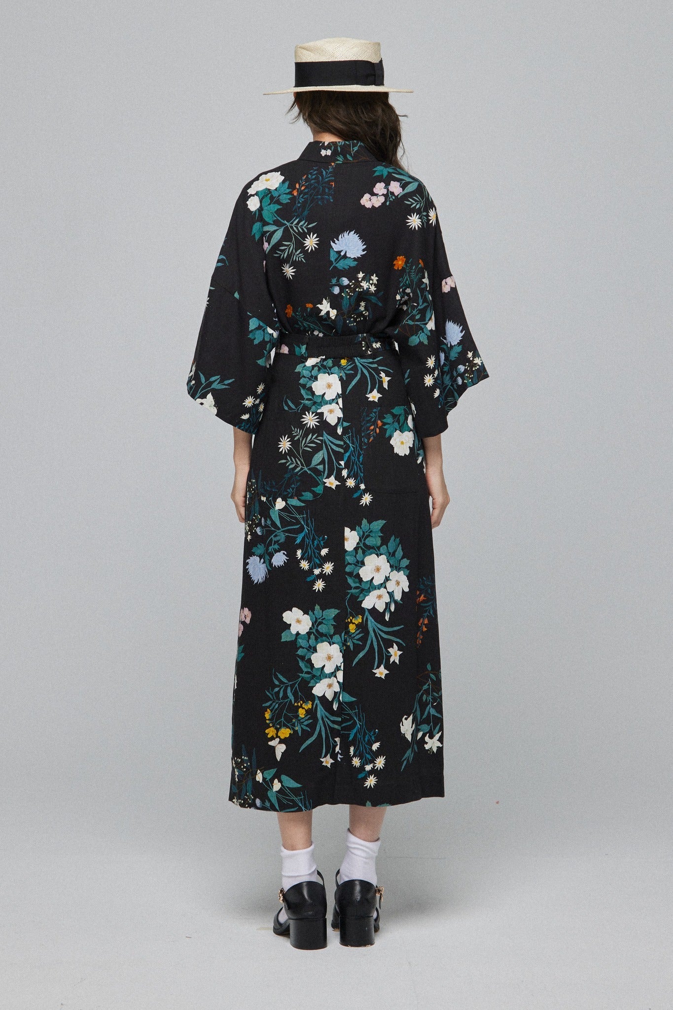 《I have to hang up now》Removable pleats jacket