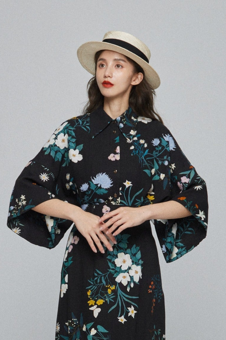 《I have to hang up now》Removable pleats jacket