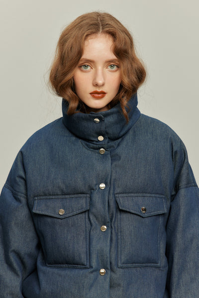 《彼をスパイとして送り込む》ダウンジャケット-Navy