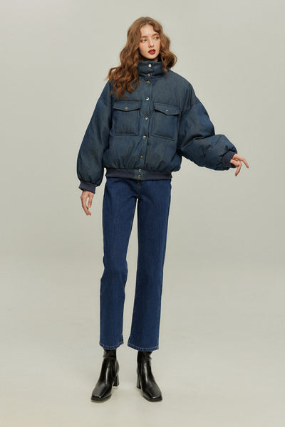 《彼をスパイとして送り込む》ダウンジャケット-Navy