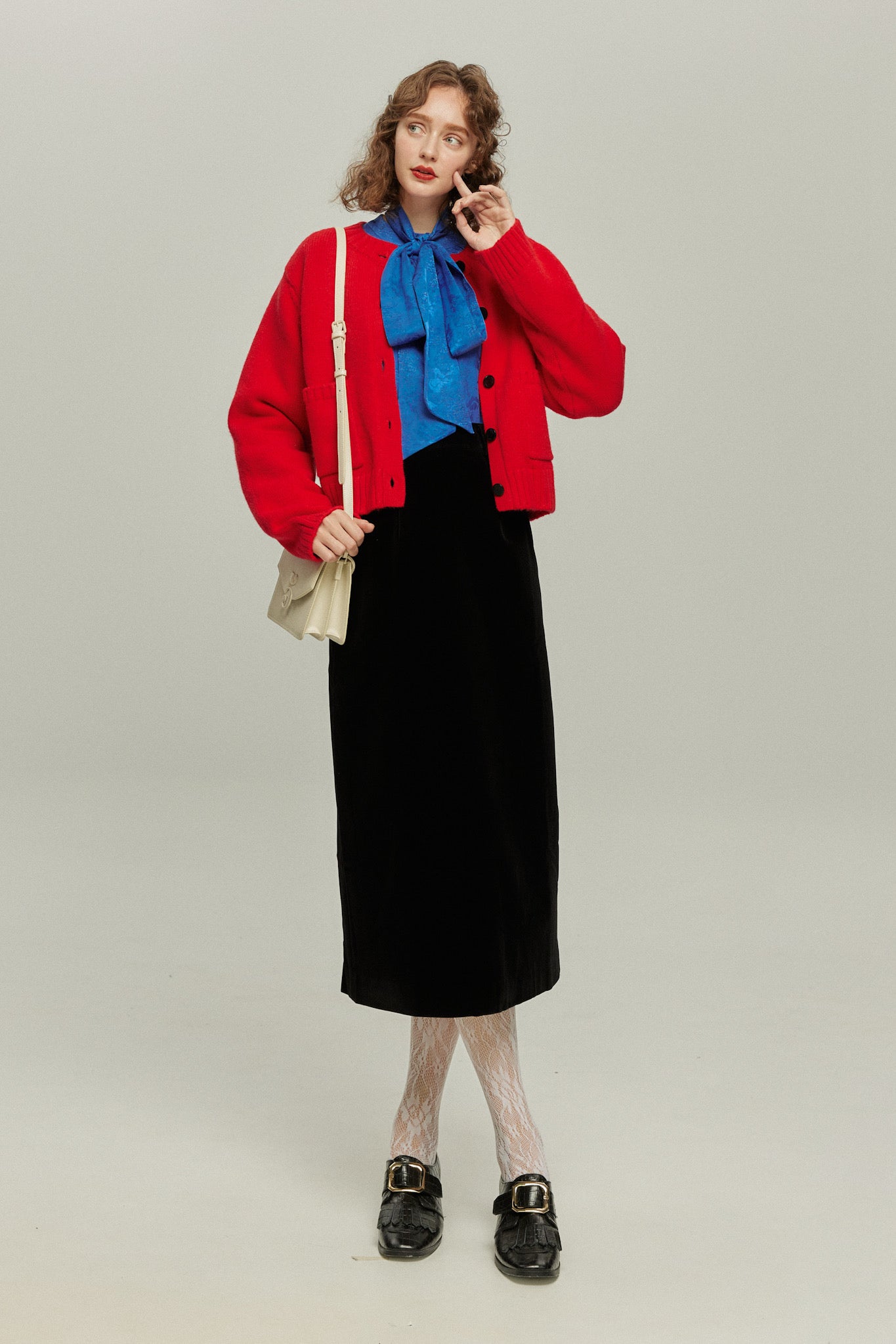 《ソファーにワックスする日》バルーンスリーブリボンタイトップス-Blue