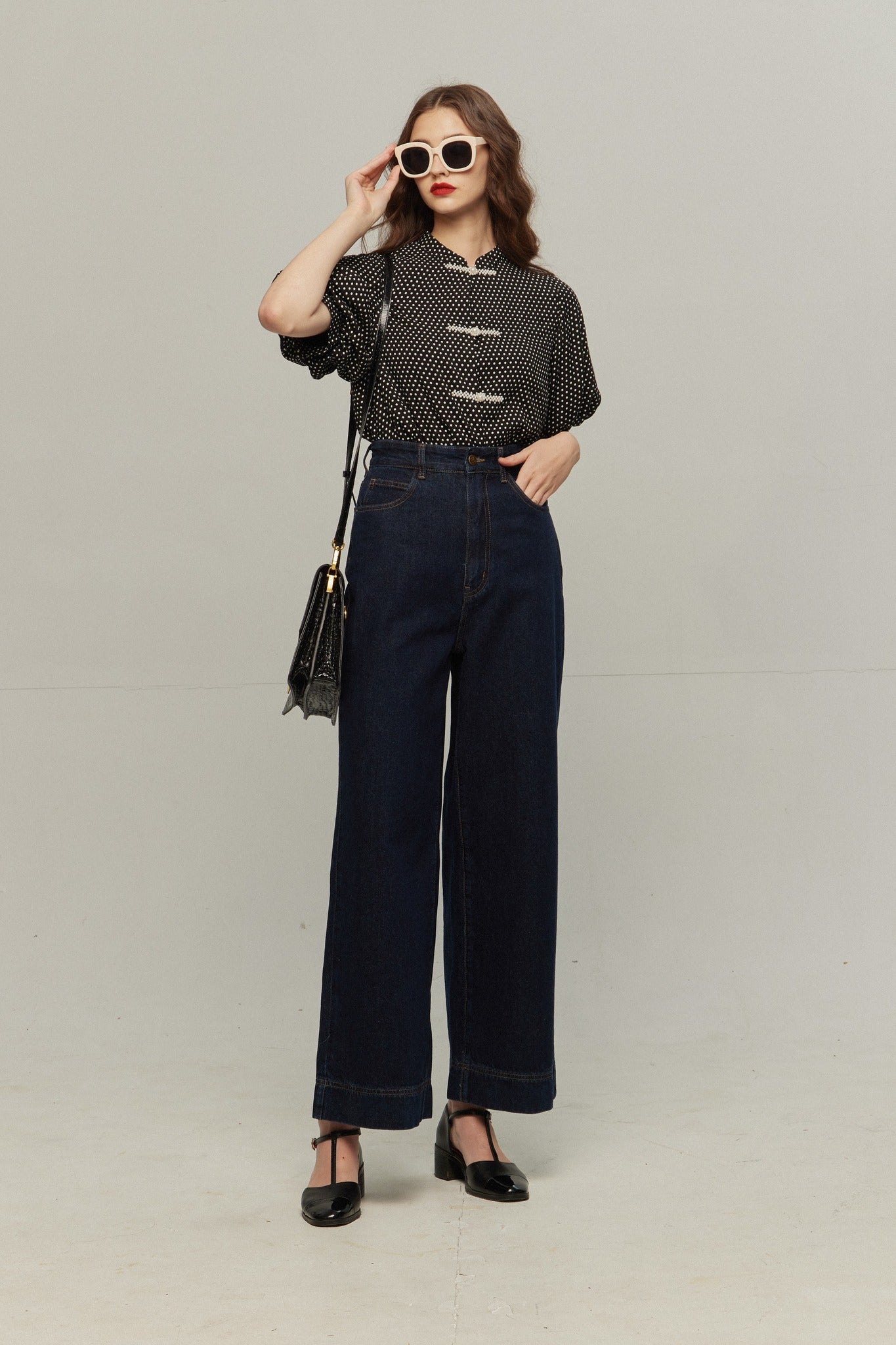 《Cast the moon spell》Flare sleeve frilled blouse