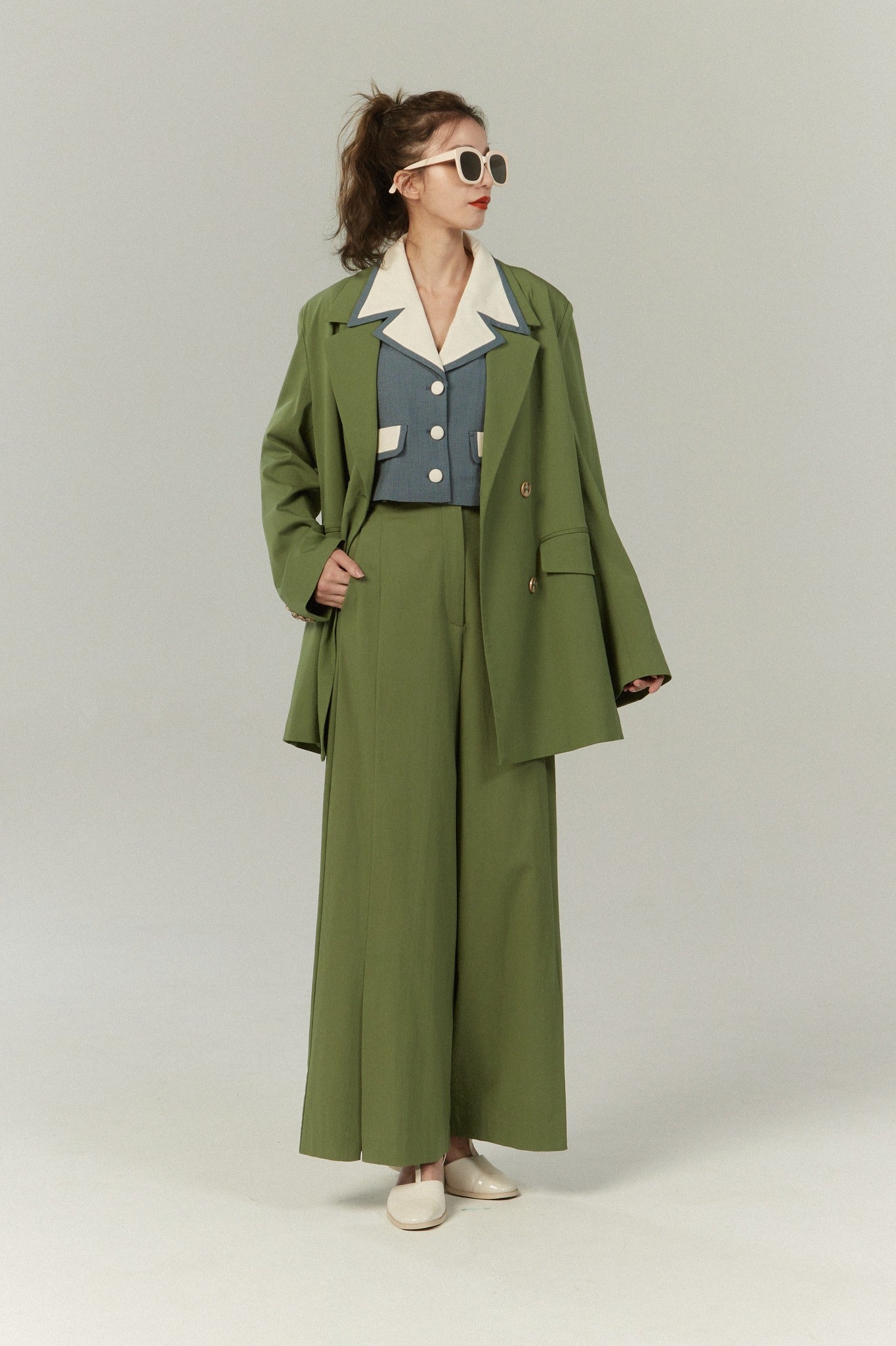 《Cast the moon spell》Flare sleeve frilled blouse