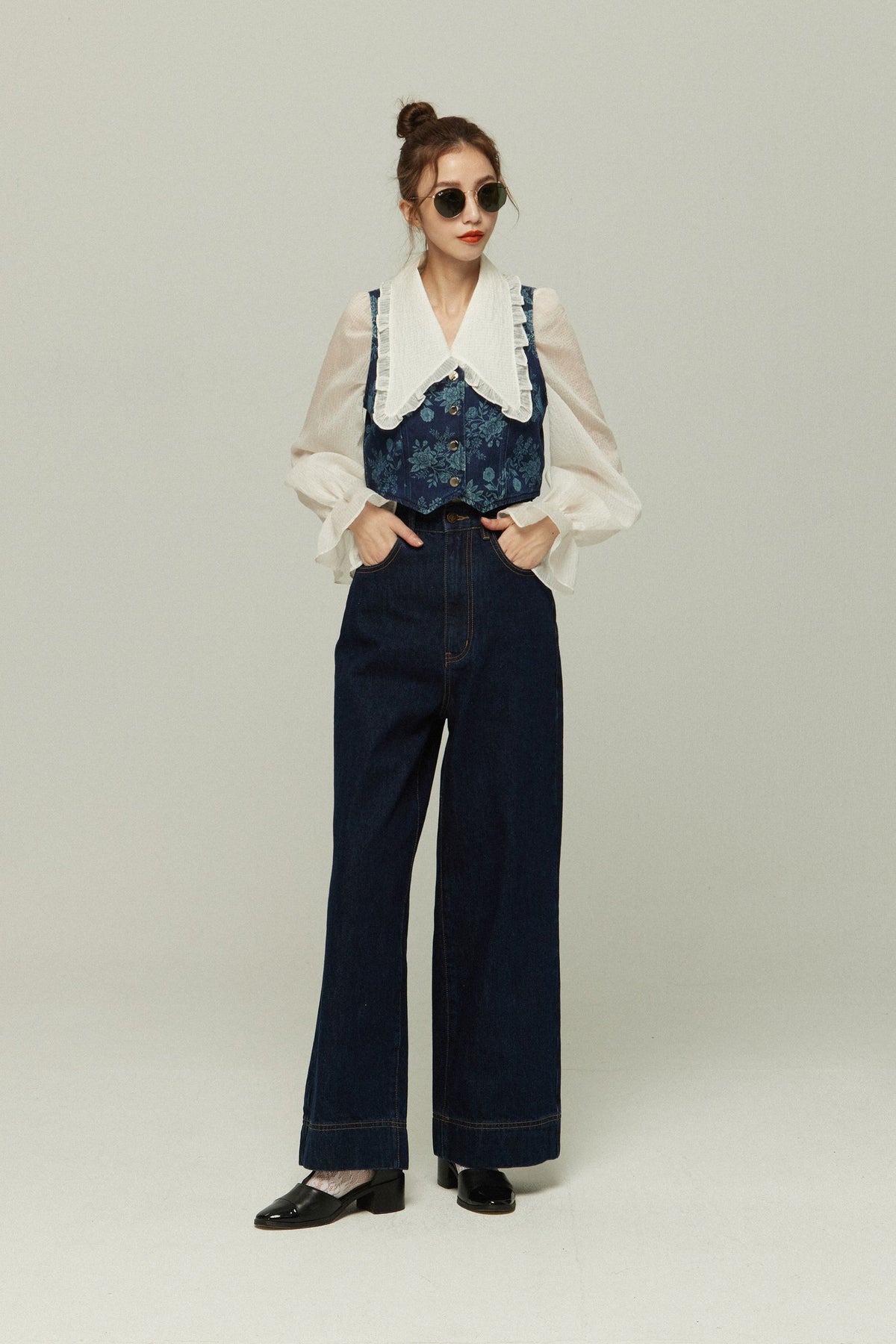 《メリーがまた嫉妬している》シースルーフリルブラウス-Off White