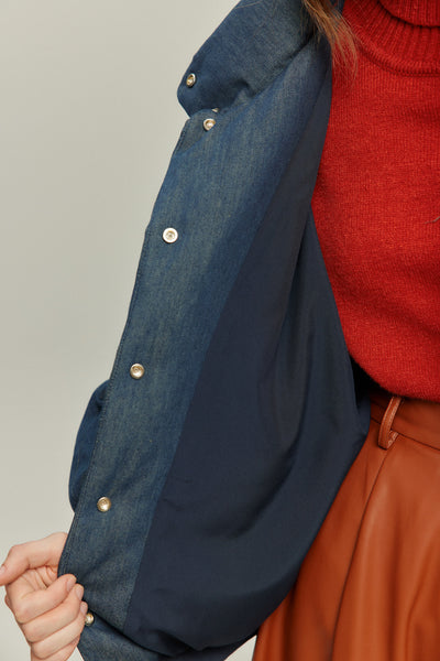 《彼をスパイとして送り込む》ダウンジャケット-Navy