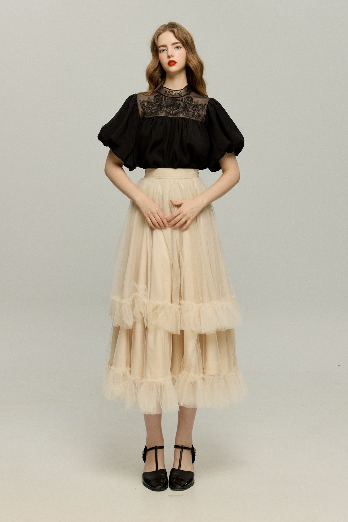《Actually, I am 300 years old》 Tulle ruffle high waist flare skirt-Cream