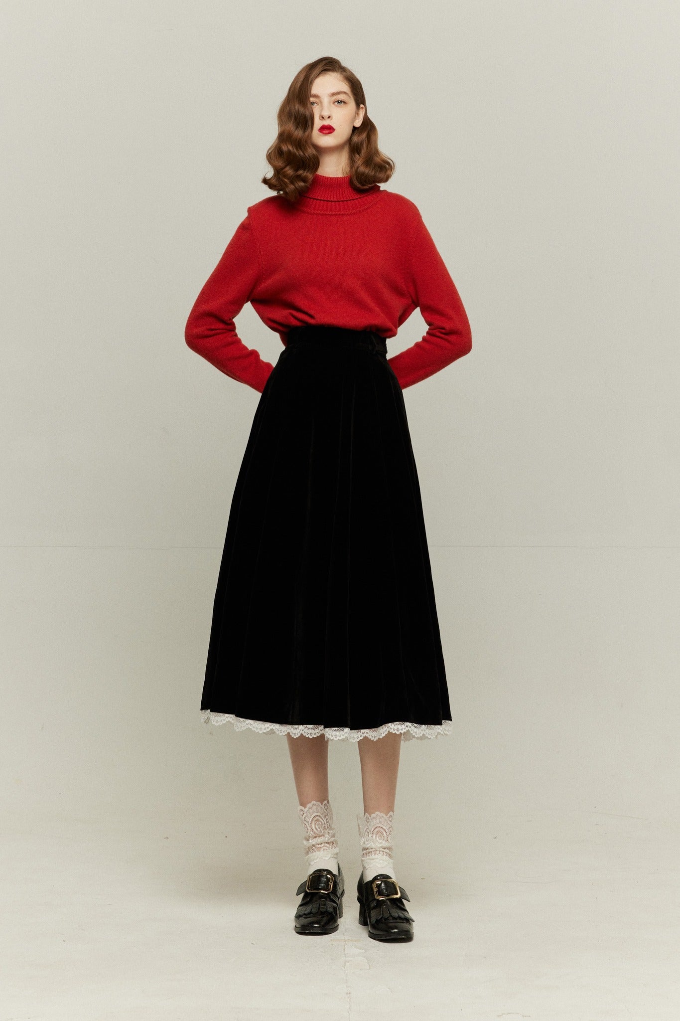 イギリス訛りの発音》レーストリムハイウエストスカート-Black – Tnewties