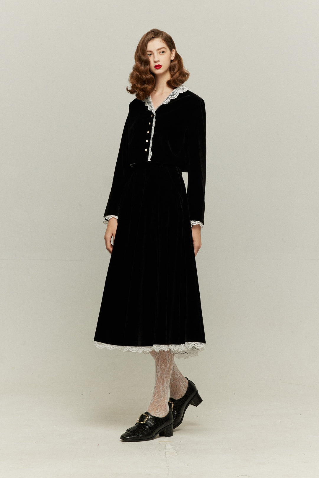 [British accent pronunciation] Lace trim high waist skirt - Black