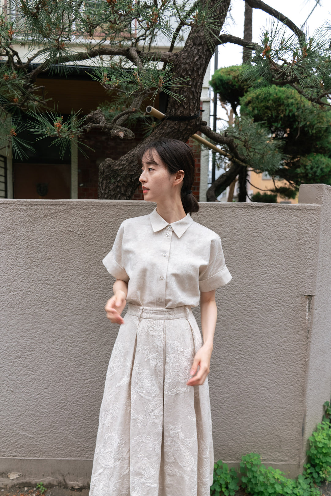 《藁の山にダイブ！》フロントタックハイウエストスカート-Ivory