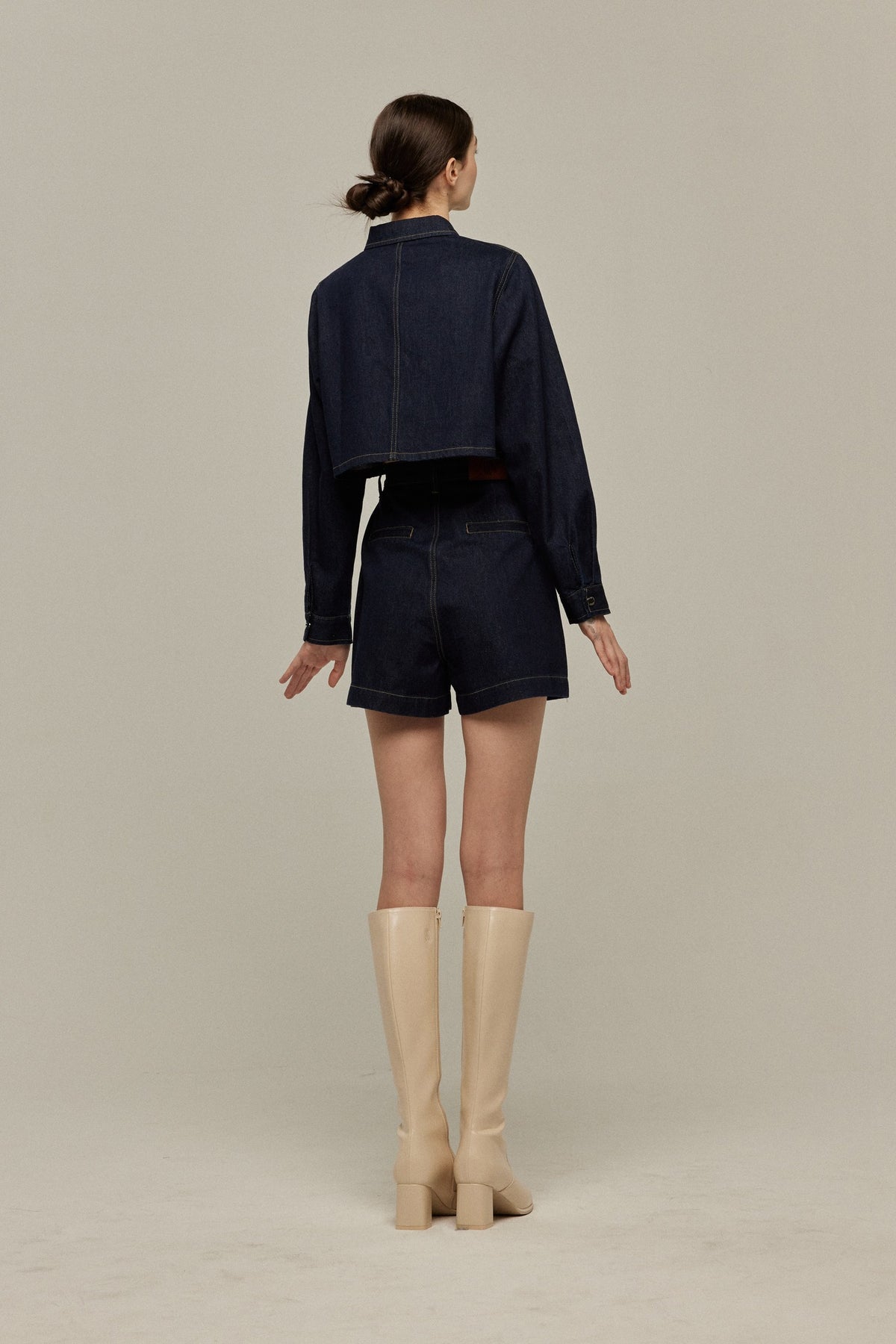 《Where can I find free sweets?》High waist short denim pants-Navy