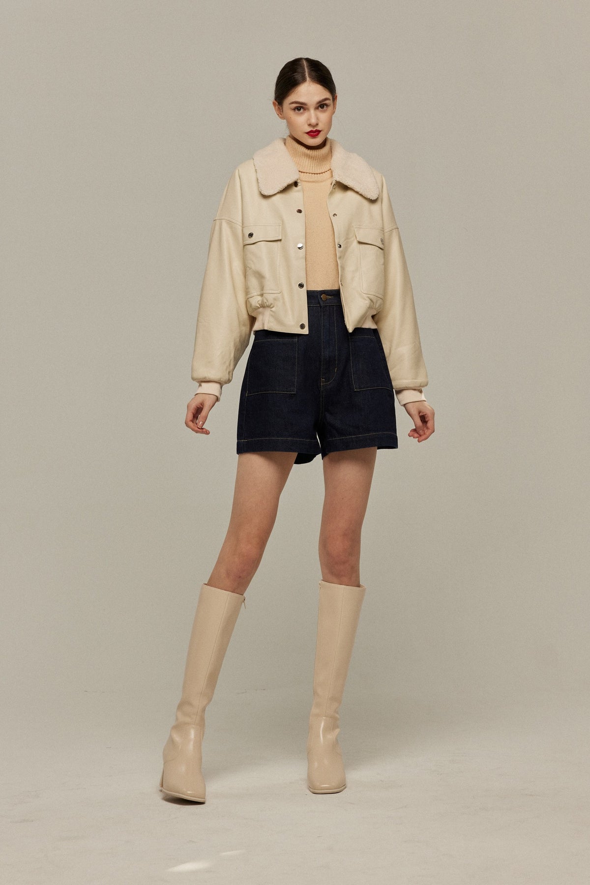 《Where can I find free sweets?》High waist short denim pants-Navy