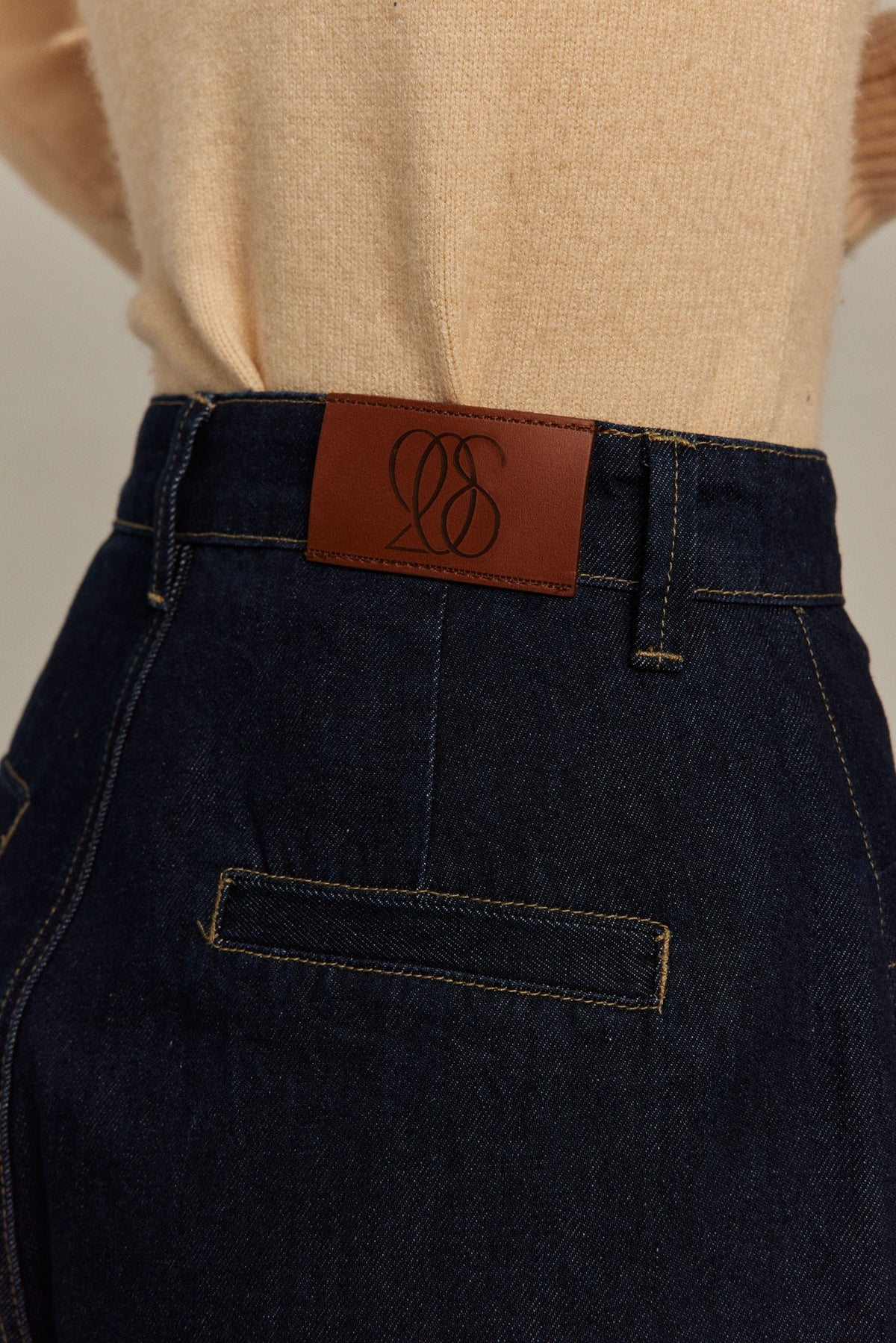 《Where can I find free sweets?》High waist short denim pants-Navy