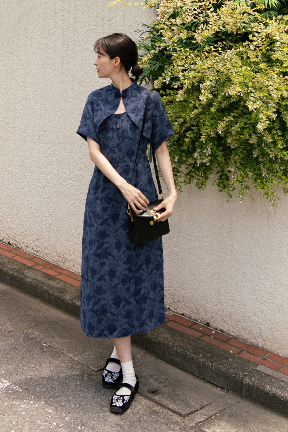 《箸の持ち方》チャイナバックルジャケット-Navy