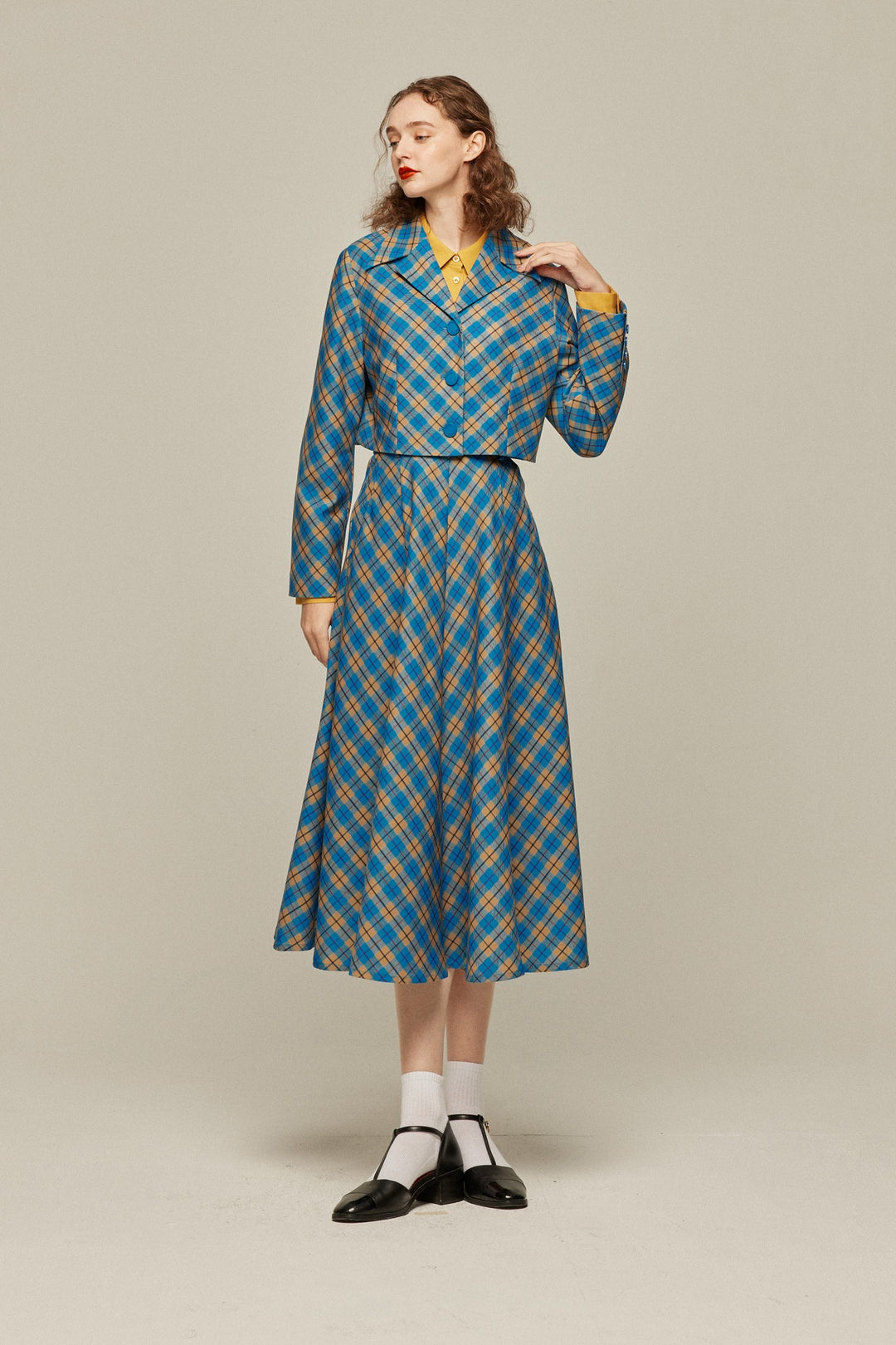 湖へピクニックに連れて行って》クロップドチェックトップス – Tnewties