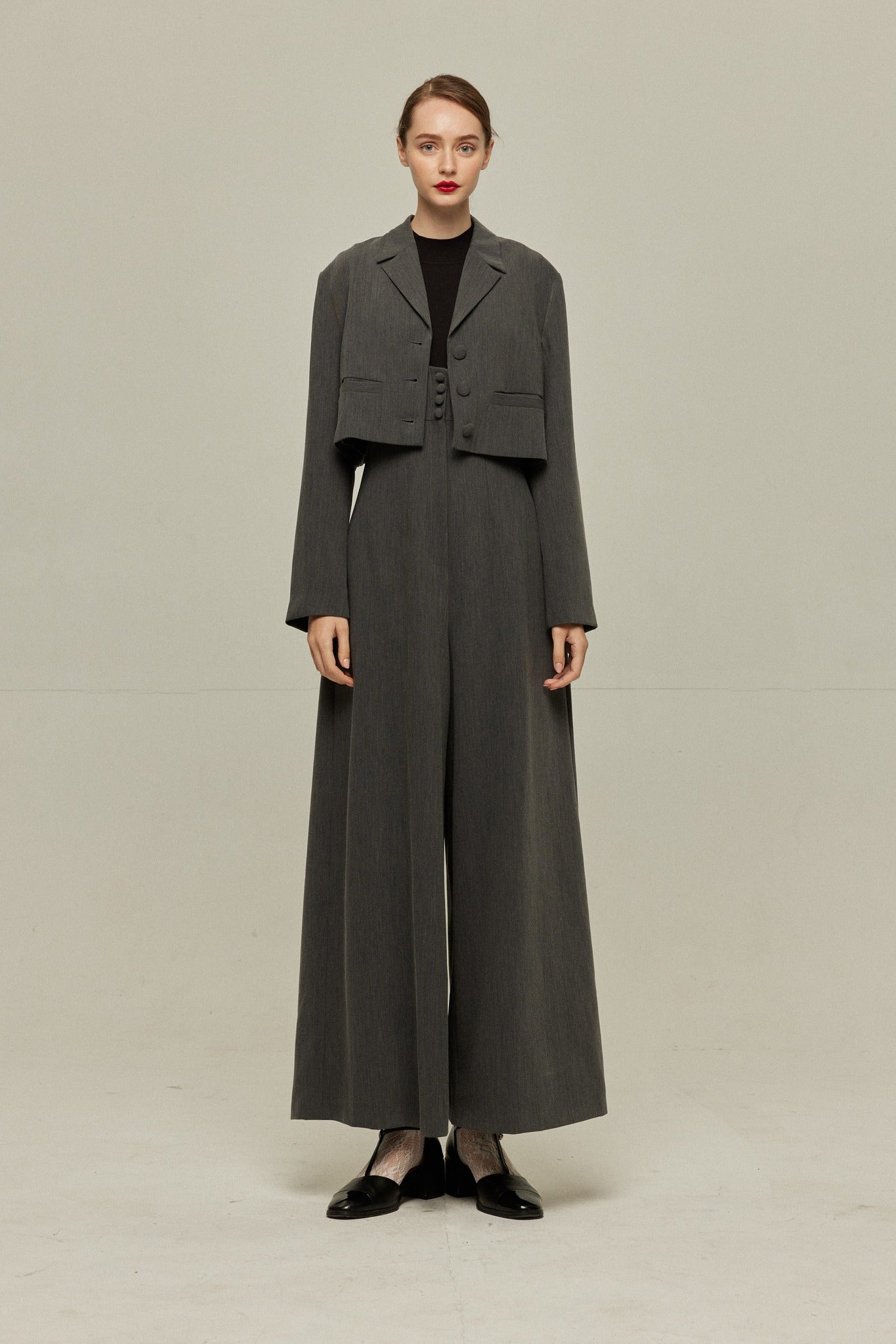 枕の下に隠したラッキーチャーム》クロップドジャケット-Gray – Tnewties