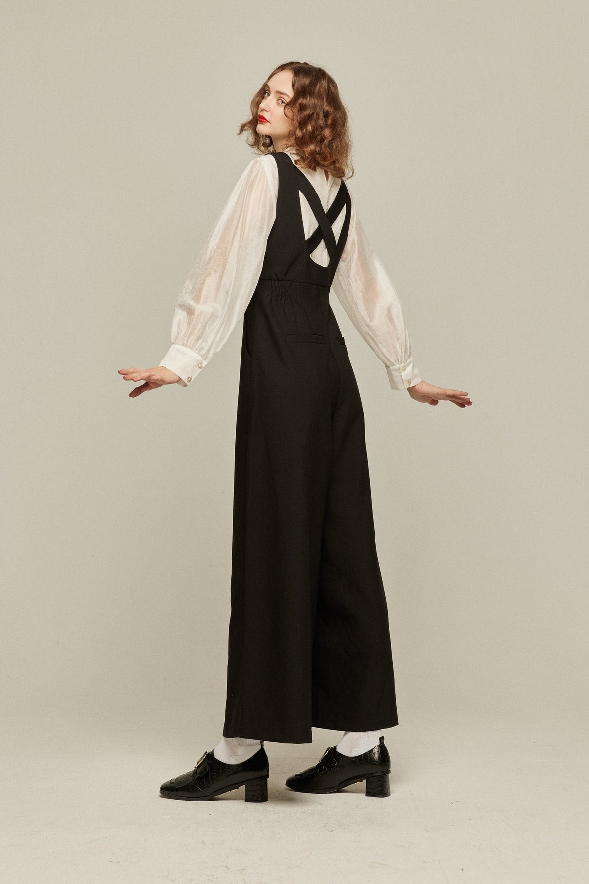《Lucky Charm Hidden Under the Pillow》 High waist design back cross overalls - Black