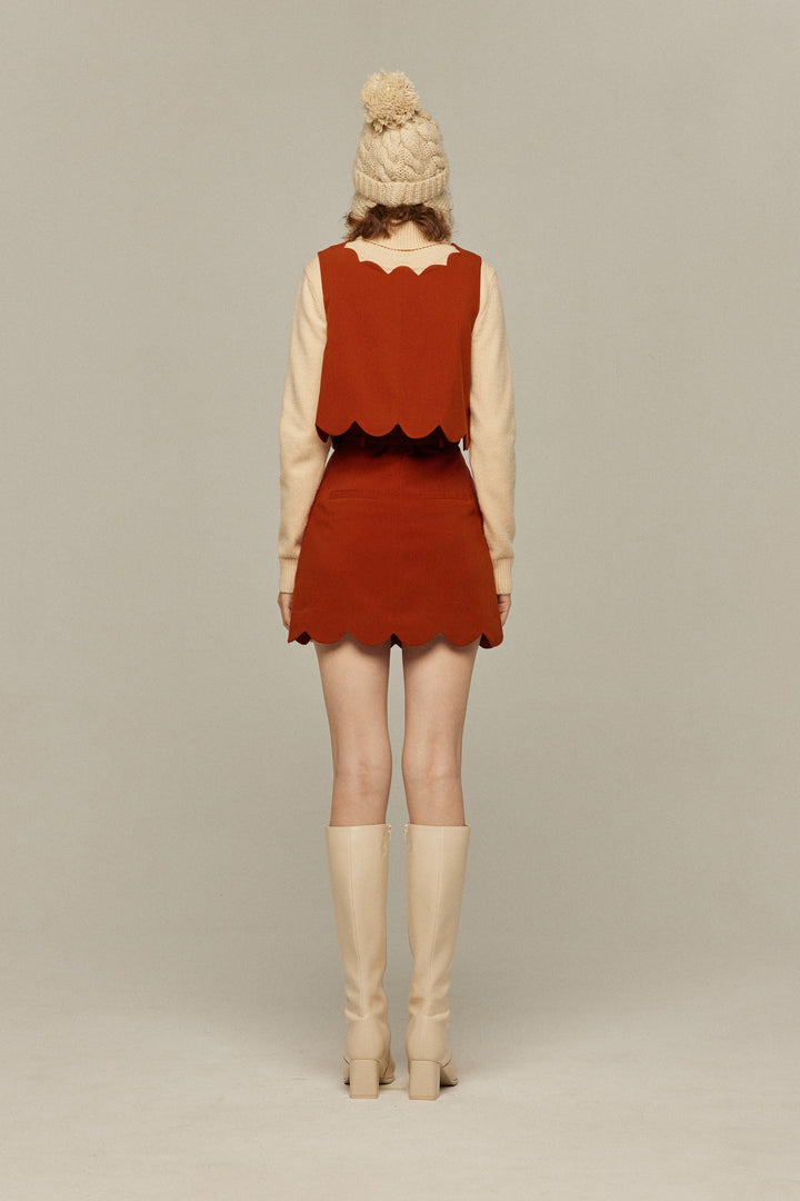 《そばかすができた》スカラップデザインショートスカート-Orange red