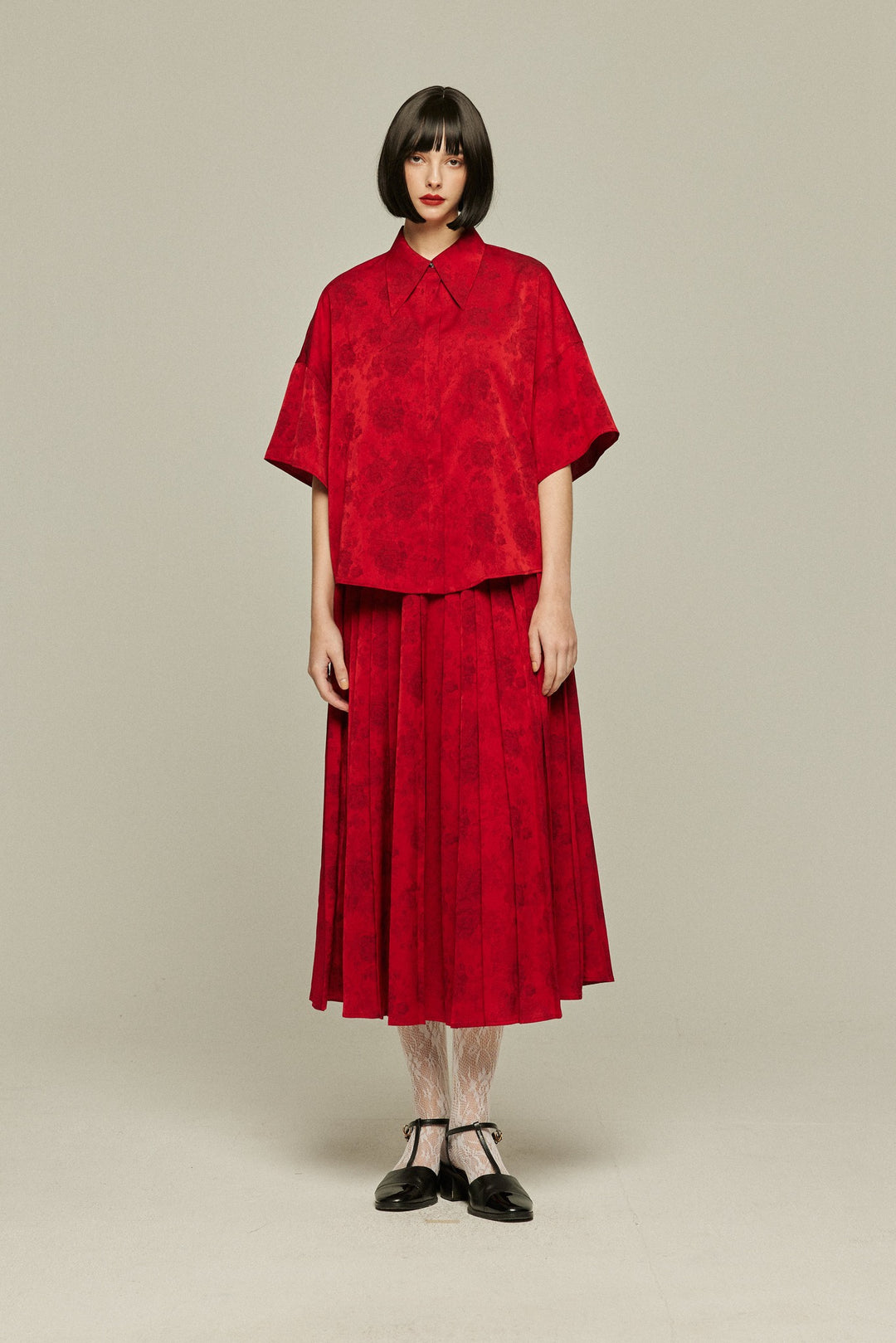 《ステージに花束を投げて》シノワズリジャガードブラウス-Red