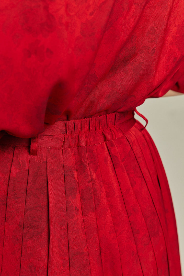 《ステージに花束を投げて》シノワズリジャガードブラウス-Red