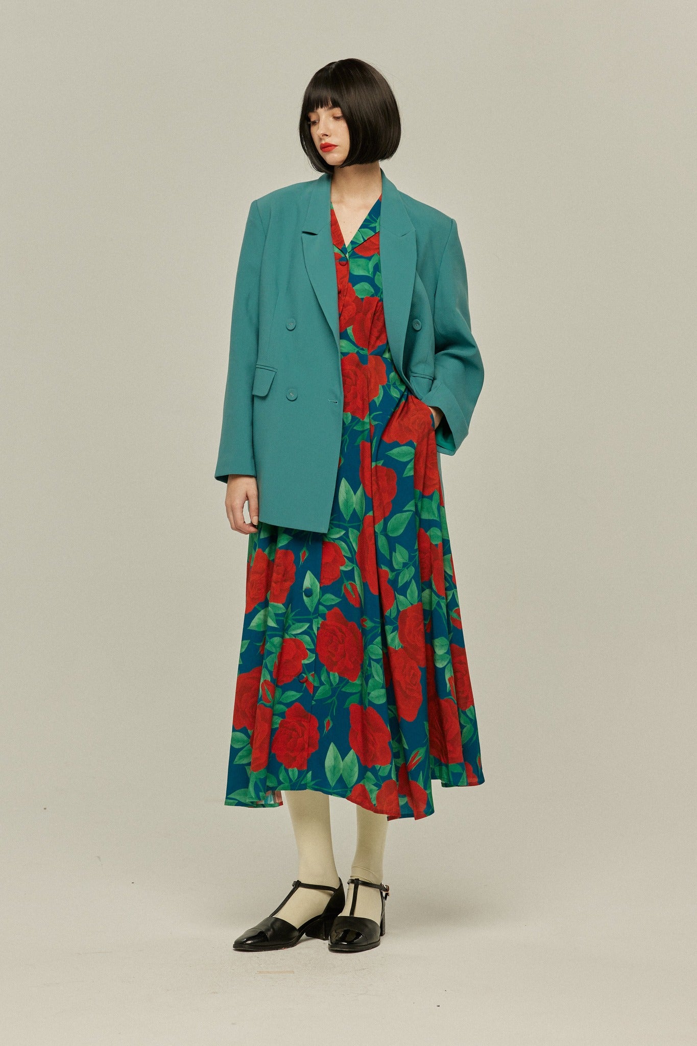 お花畑でお昼寝》フラワーパターンドレス-Navy – Tnewties