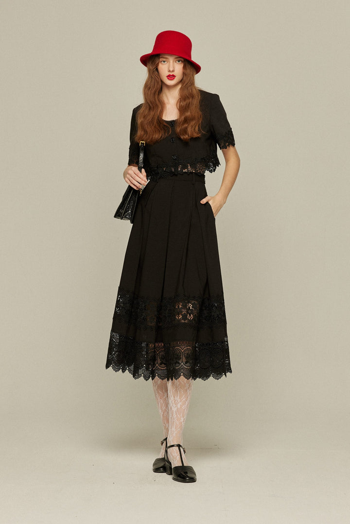 《Would you like to sing a lullaby? 》Lace trim top-Black