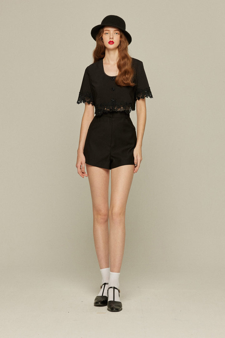 《Would you like to sing a lullaby? 》Lace trim top-Black