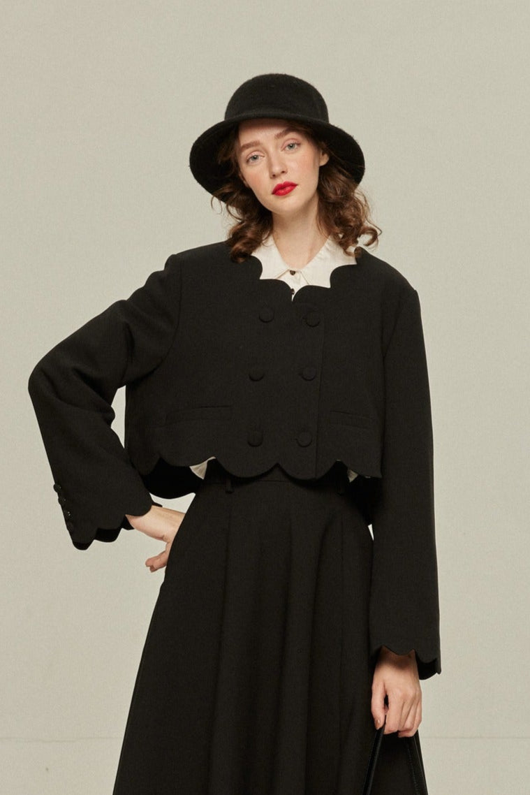 《Antique Auction》Scallop Design Crop Tops-Black