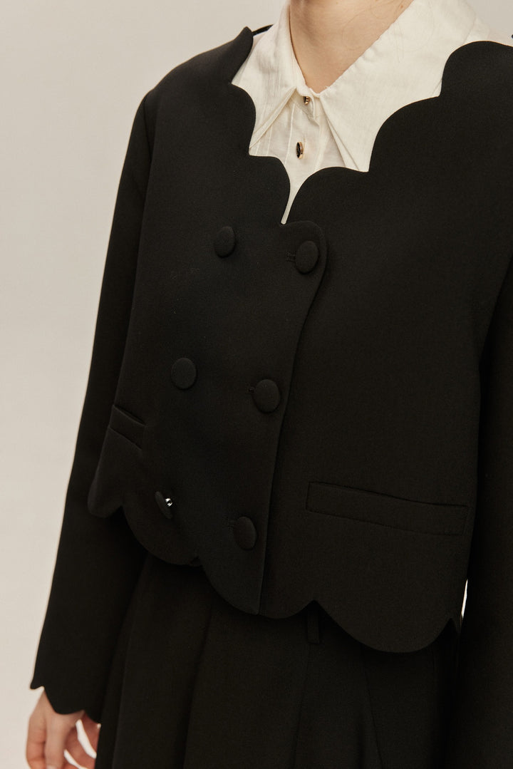 《Antique Auction》Scallop Design Crop Tops-Black