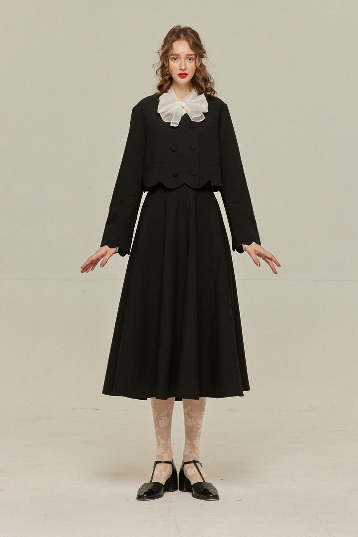 ポンポネット　新品タグ付き　スカート・ブラウス　組曲　未使用に近い　黒ブレザー 伝説の秘宝》リボンブラウス-White – Tnewties