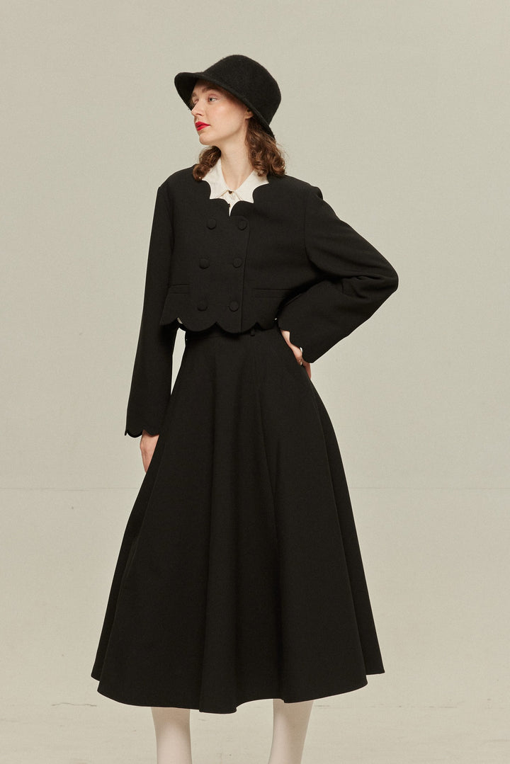 《Antique Auction》Scallop Design Crop Tops-Black