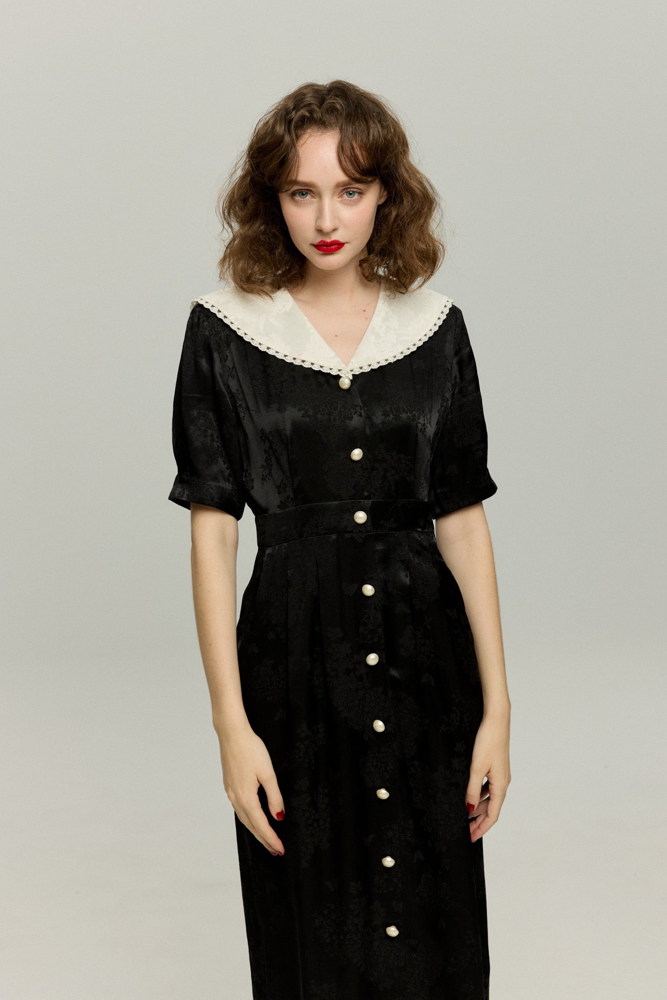 一籠の包子は何個？》レーストリムジャガードワンピース-Black – Tnewties