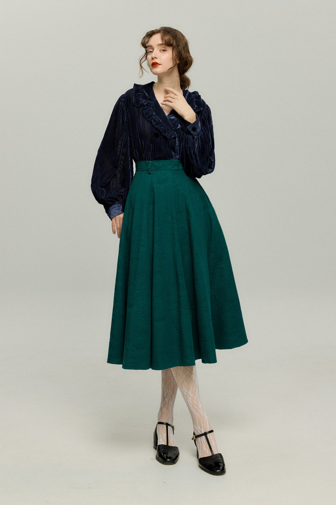 《お城を奪い返しちゃおう》フリルデザインベルベットトップス-Navy