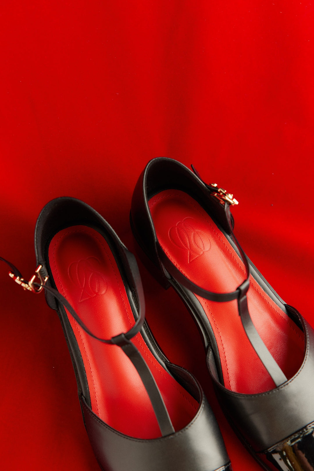 美品】TNEWTIES トゥエンティーズ メリージェーンパンプスRed25.0