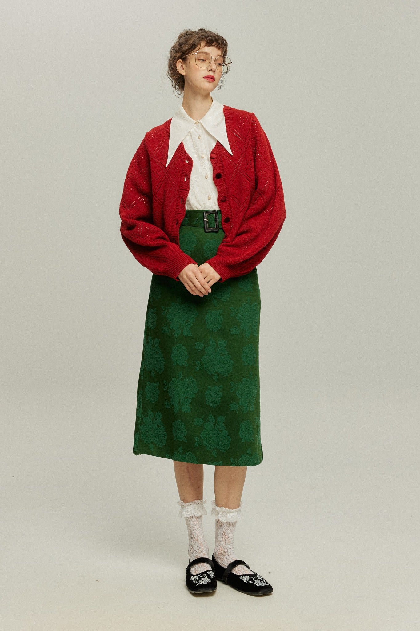 <tc>《샴페인을 열었다면 끝까지 마셔요》 시누아즈리 패턴 플라워 레이스 헴 스커트-Green</tc>