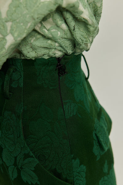 <tc>《샴페인을 열었다면 끝까지 마셔요》 시누아즈리 패턴 플라워 레이스 헴 스커트-Green</tc>