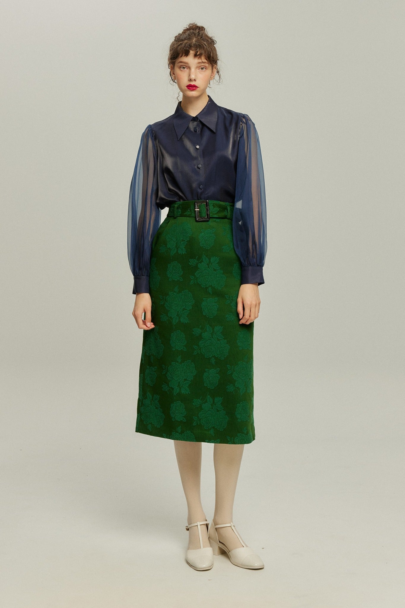 <tc>《샴페인을 열었다면 끝까지 마셔요》 시누아즈리 패턴 플라워 레이스 헴 스커트-Green</tc>