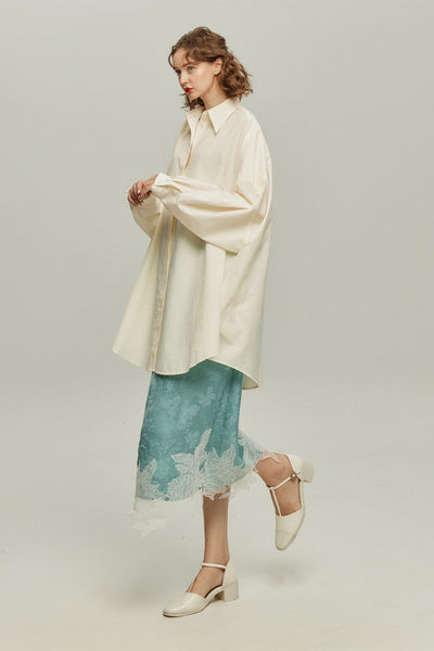 <tc>《샴페인을 열었다면 끝까지 마셔요》 시누아즈리 패턴 플라워 레이스 헴 스커트-Blue</tc>