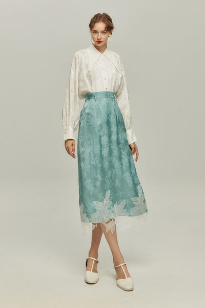 <tc>《샴페인을 열었다면 끝까지 마셔요》 시누아즈리 패턴 플라워 레이스 헴 스커트-Blue</tc>