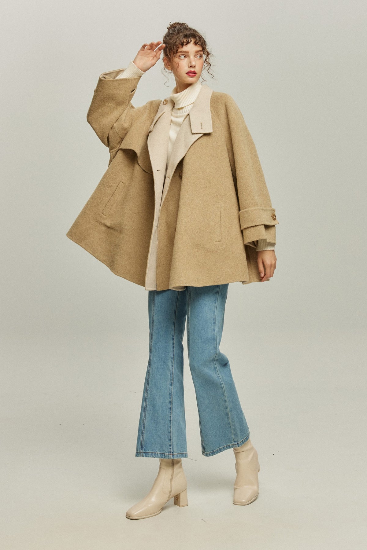 《또 냉동식품을 먹어?》 칼라 2way 울 블렌드 코트-Beige
