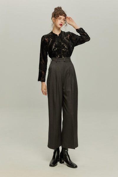 《Facial pack with cucumbers》High waisted flare pants